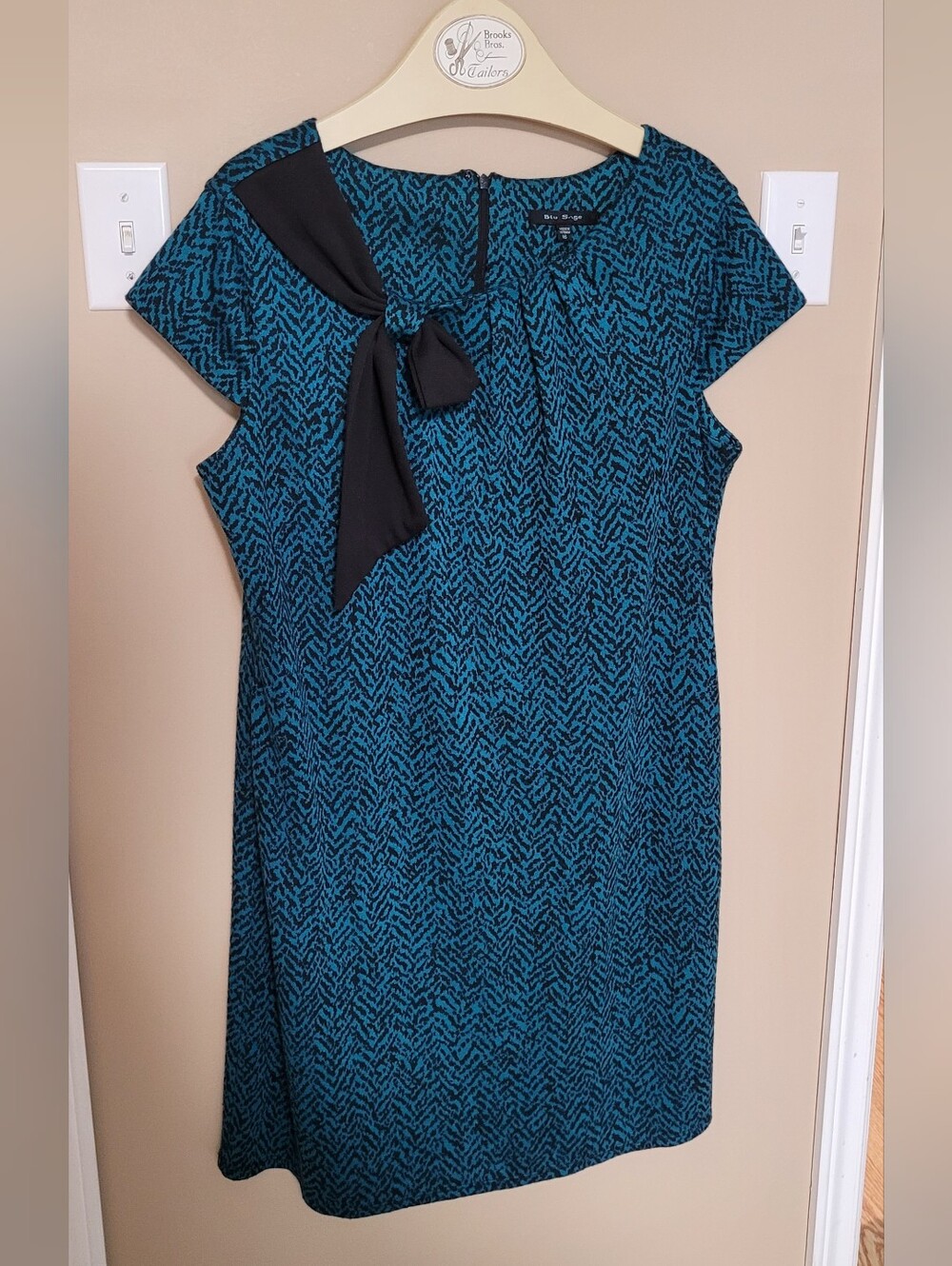 Blu Sage Teal Patterned Sheath Dress with Black Bow